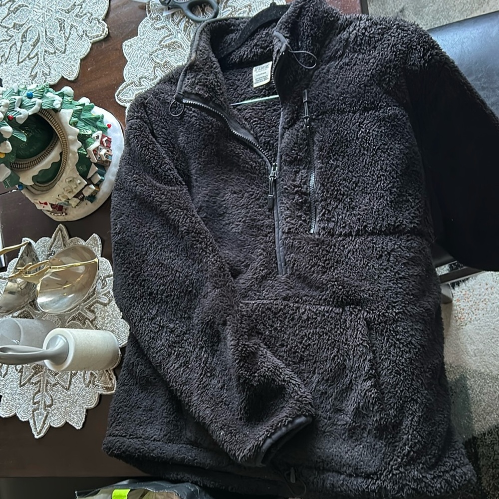 PINK- Black fleece pullover